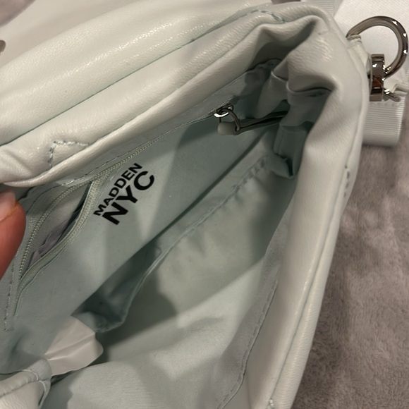 Madden Purse - Picture 6 of 6